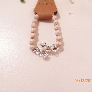 brackelet with cross